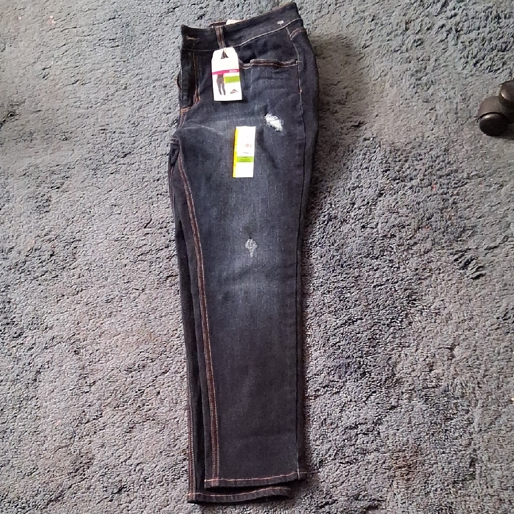 Time and Tru Dark Wash Skinny Jeans
